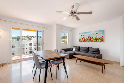 Wohnung mit großer Terrasse und Meerblick in Palma