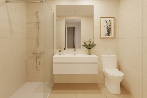 Badezimmer mit bodentiefer Dusche