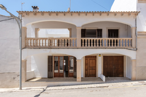 Fassade im mallorquinischem Stil
