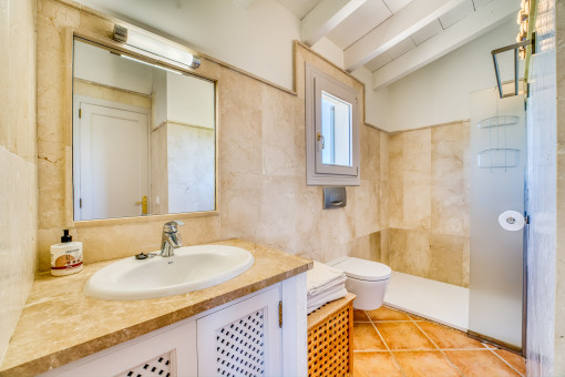 2. Badezimmer im 1. Stock