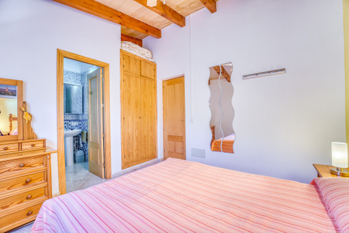 Hauptschlafzimmer mit Badezimmer en Suite