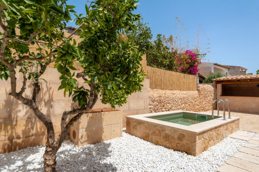 Erfrischender Pool