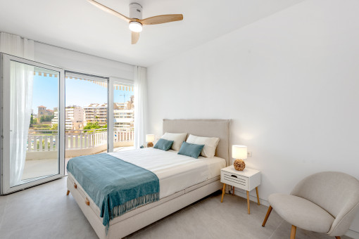 Schlafzimmer 1