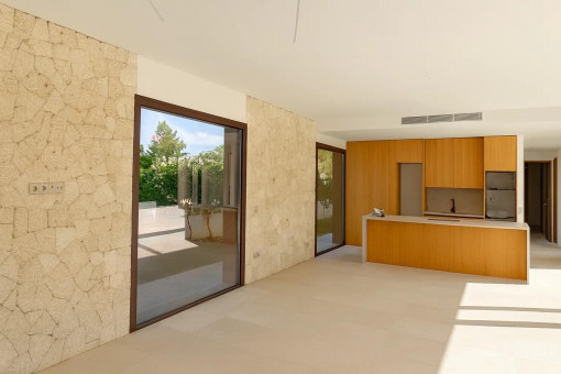 Offene Küche und Wohnbereich