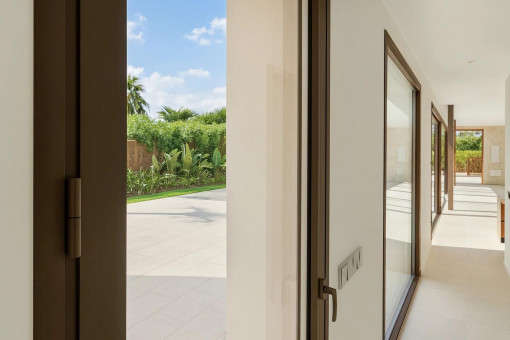 Lichtdurchfluteter Wohnbereich