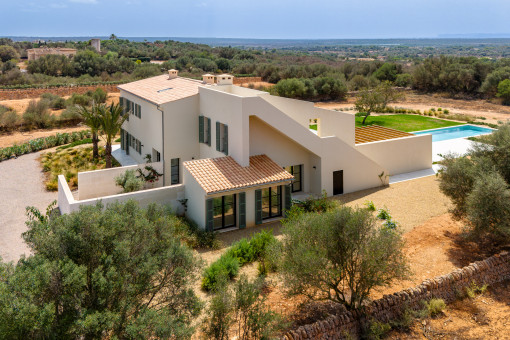 Exklusive Neubaufinca mit Pool und herrlichen Weitblick bis nach Cabrera in ruhiger Lage von Ses Salines