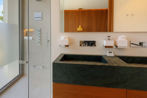 Badezimmer des fünften Doppelschlafzimmers