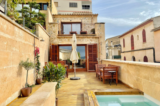 Charmantes, modernisiertes Haus mit Pool und Weitblick im Herzen von Mallorca, in Búger – verfügbar ab Februar 2026