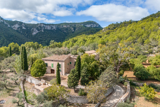 Historisches Herrenhaus inmitten der Natur bei Valldemossa