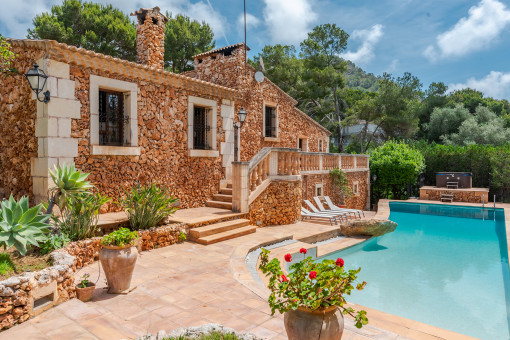 Haus-Unikat mit Zugang zu Privat-Strand und einzigartiger Architektur ab Herbst verfügbar