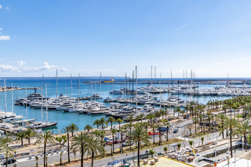 Schöne renovierte Wohnung mit spektakulärem Blick auf den Hafen von Palma