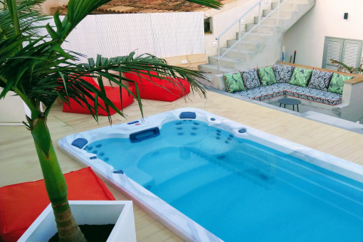 Jacuzzi mit Gegenstromanlage Haus 1