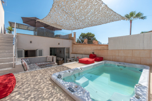 Haus mit Dachterrasse