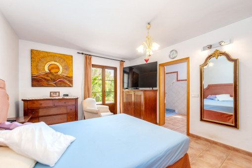 Zweites Schlafzimmer im linken Flügel