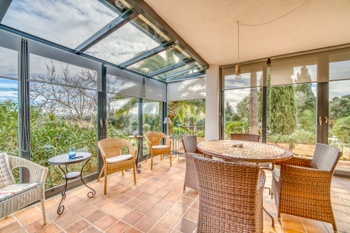 Wintergarten mit weitem Ausblick
