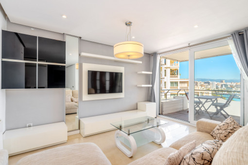 Helle 2-Zimmer-Wohnung mit Meerblick in erster Linie am Paseo Marítimo von Palma
