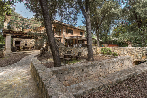 Rustikales Chalet mit Naturmaterialien