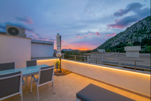 Gemütliche Wohnung mit 3 Schlafzimmern & Dachterrasse nahe Altstadt von Pollensa – Wintermiete