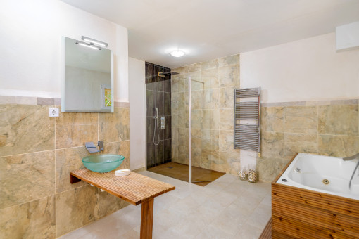 Badezimmer en Suite