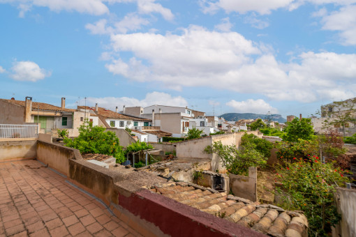 Terrasse mit Ausblick bis Randa