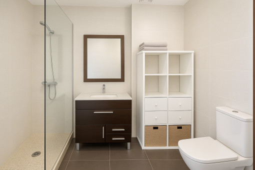 Badezimmer mit Dusche