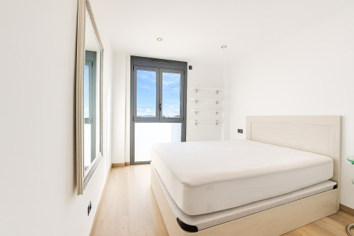 port-alcudia-spacious-terrace-walking-distance-sandy-beach-5