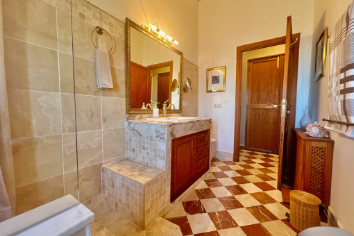 Badezimmer-finca-mediteran-s´aranjassa