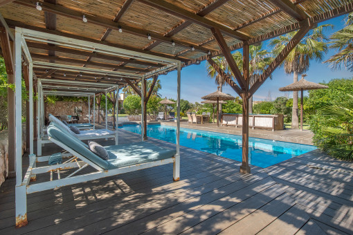 Poolterrasse