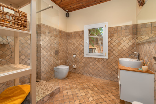 Weiteres Badezimmer