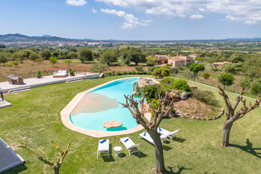 Pool mit Ausblick