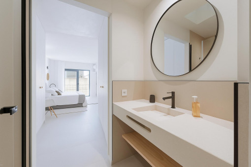 Bad mit Blick ins Schlafzimmer