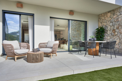 Überdachte Terrasse 