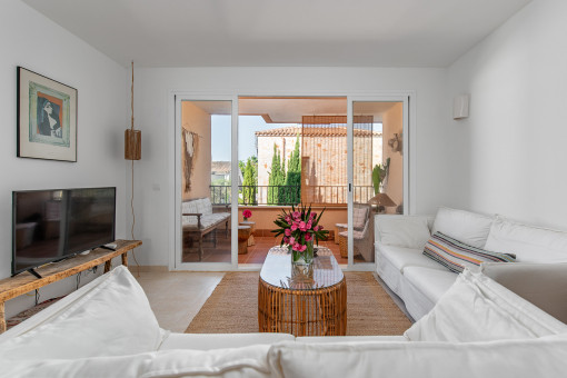 Helles Wohnzimmer