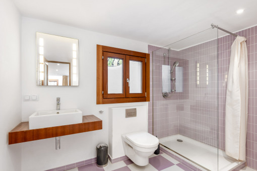 Badezimmer en-suite des Gästeappartments