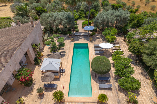 Finca mit grossen Pool