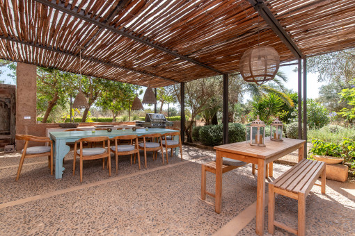 Terrasse mit Grillbereich