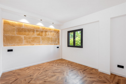 Hauptschlafzimmer mit privater Ankleide