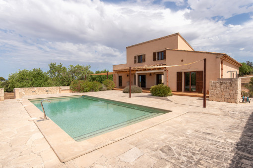 Finca mit Pool