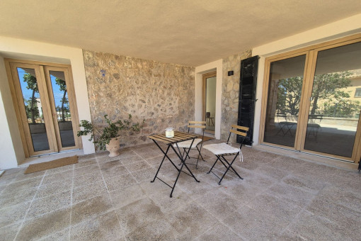 Terrasse Vorderseite