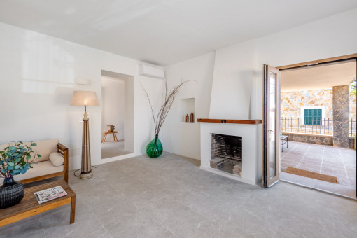 Wohnbereich mit Kamin