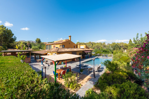 Sensationelle Finca mit Pool und herrlichem Außenbereich in Esporles