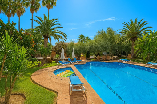 Gepflegte Finca bei Alcúdia – Ferienlizenz, Event-Haus, Paddelplatz und großer Swimmingpool