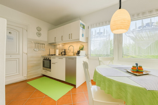 Essbereich mit Küche