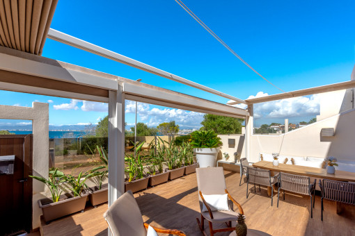 Terrasse mit Markise