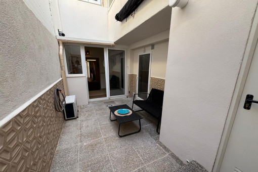 Privater Patio – ein geschützter Außenraum zum Entspannen