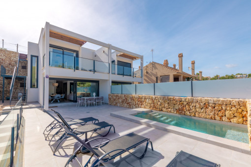 Modernes Haus in Cala Mandia – ideal für längere Aufenthalte oder Workation