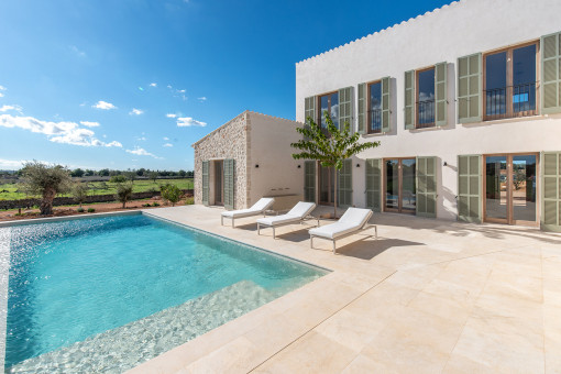 Finca mit Pool