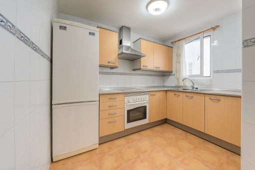 Küche komplett ausgestattet