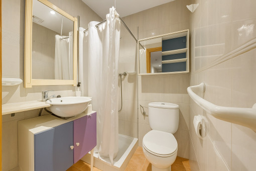 Einzelnes Badezimmer