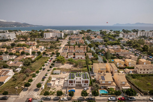 Neubau Eco-Haus mit Pool und Strandnähe in Port Alcudia